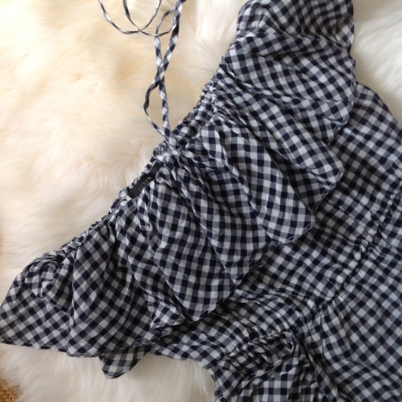 GINGHAM RUFFLE DRESS 🌸 - Picture 3 of 8